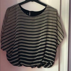 Woman short sleeve Top